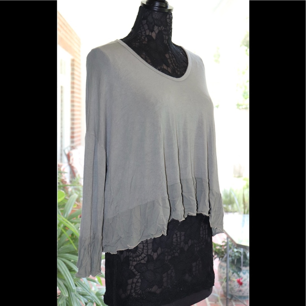 VINTAGE HAVANA BLOUSE WITH RUFFLES - Picture 2 of 5